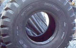 Pequeño neumático de minería